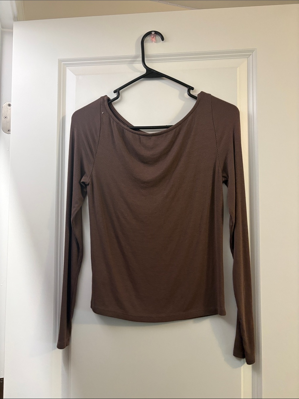 Women’s Long Sleeve Crewneck Top — Brown